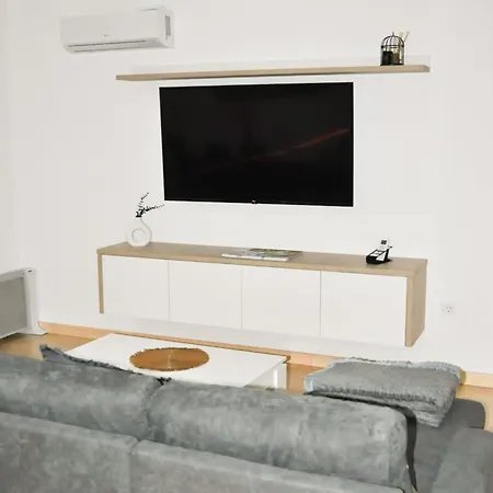 Loft Mercedes Apartment Alcala La Real